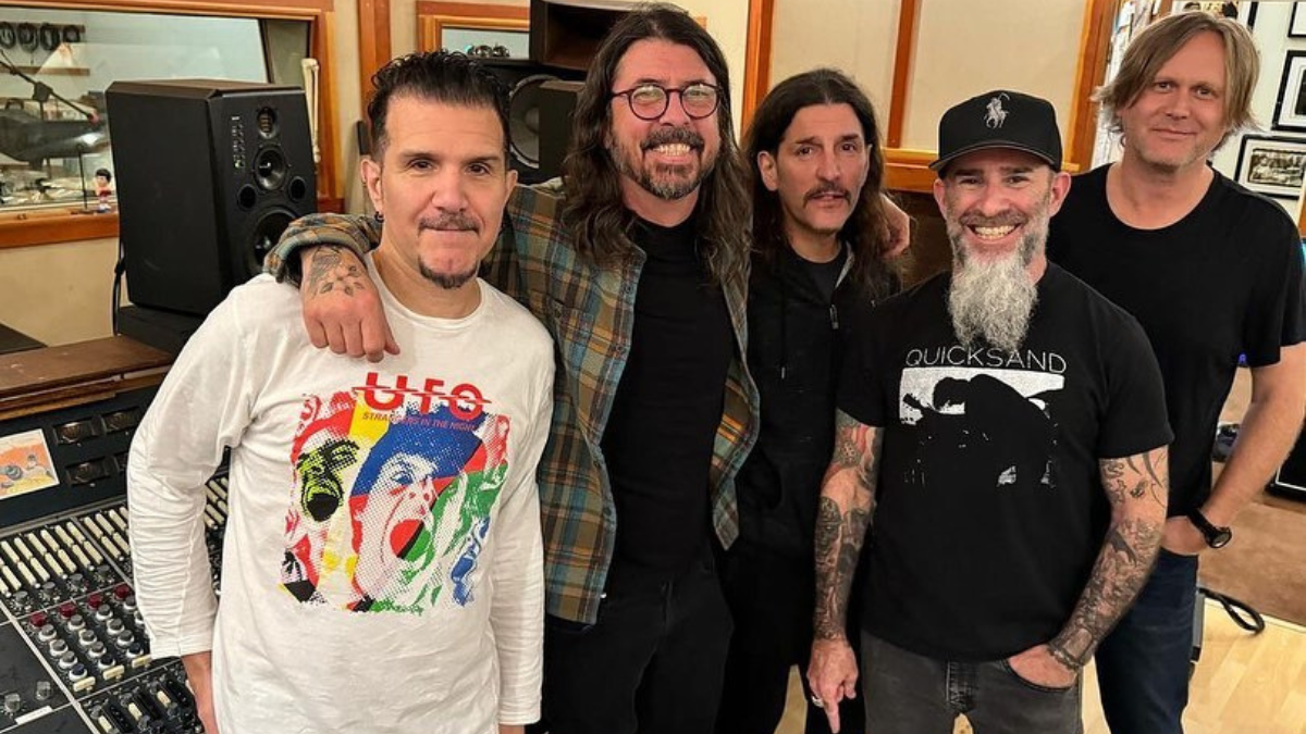 Dave Grohl Toca Scentless Apprentice No Mesmo Est Dio Que Anthrax