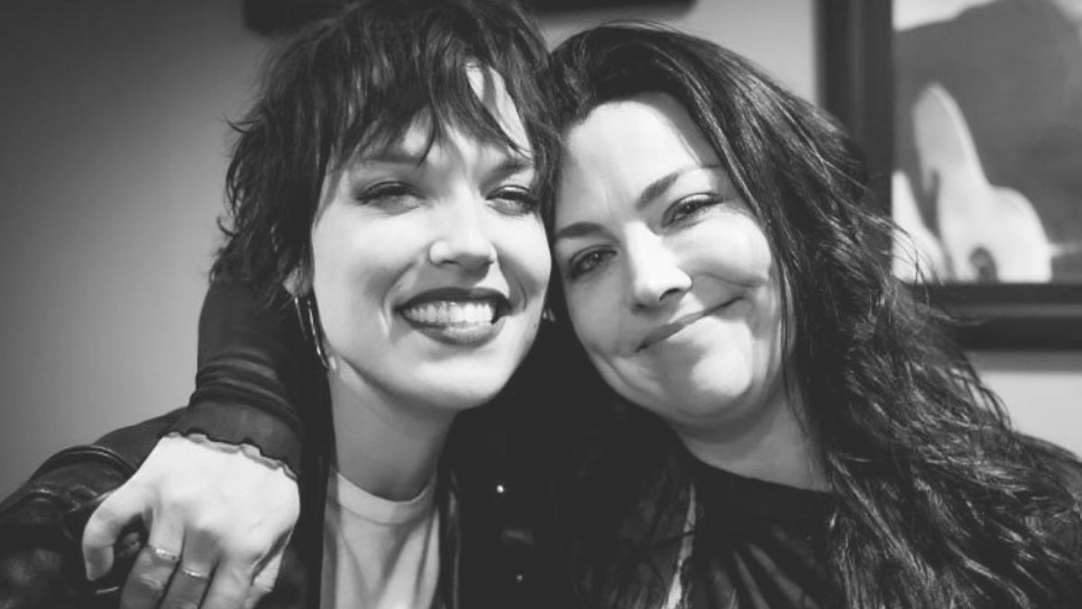 Amy Lee, do Evanescence, se junta ao Halestorm durante a canção 