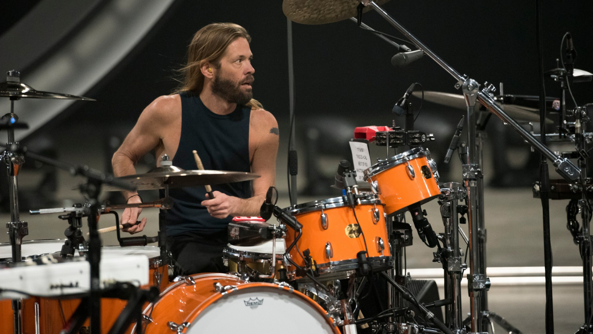 Lollapalooza Brasil: Show do Jane's Addiction emociona com homenagem a  Taylor Hawkins